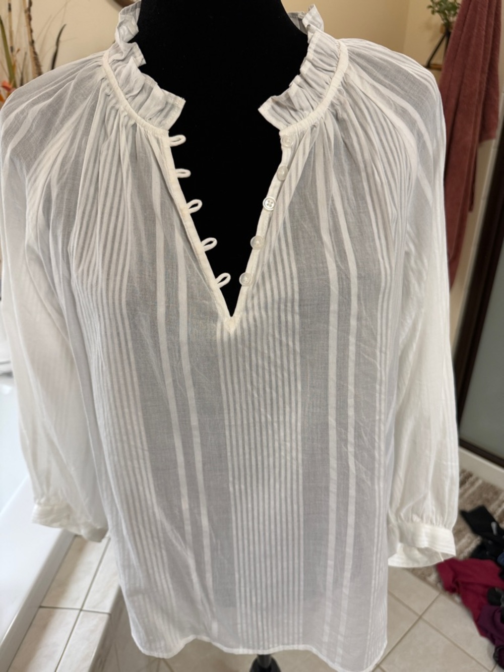 Banana Republic White Pintuck Ruffled Peasant Blouse